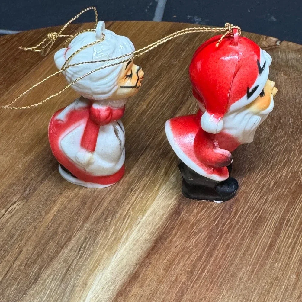 Vintage Kissing Santa and Mrs Claus Christmas Ornaments Set Mid Century Modern